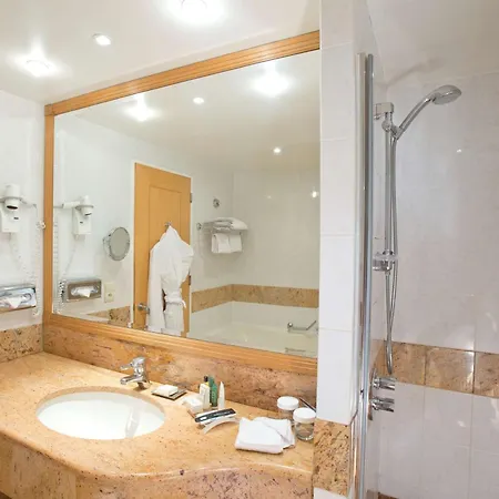 Hilton Paris Charles De Gaulle Airport 4* Roissy-en-France