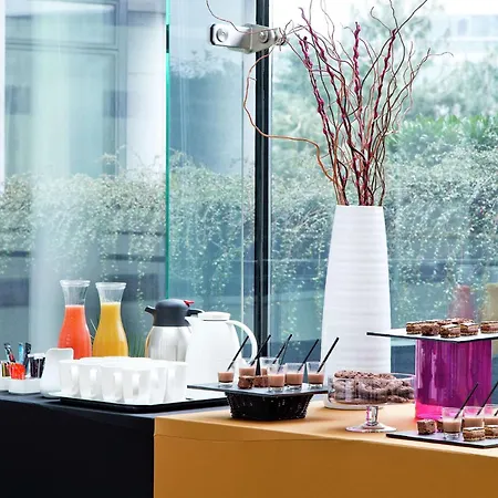 Hotel Hilton Paris Charles De Gaulle Airport 4*
