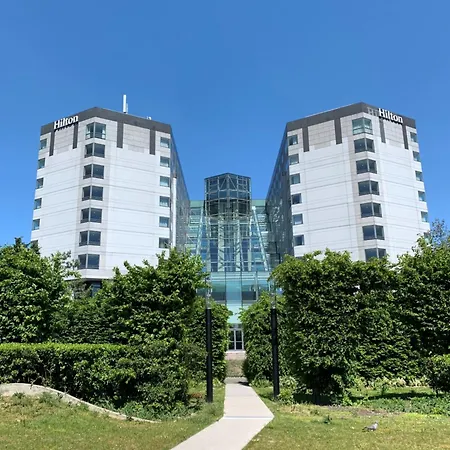 Hilton Paris Charles De Gaulle Airport Hotel 4*