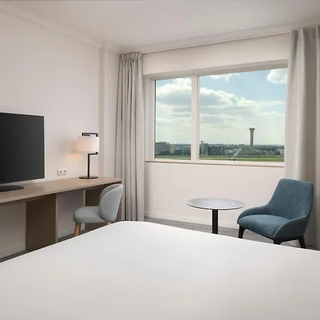 Hilton Paris Charles De Gaulle Airport Hotell Le Mesnil-Amelot