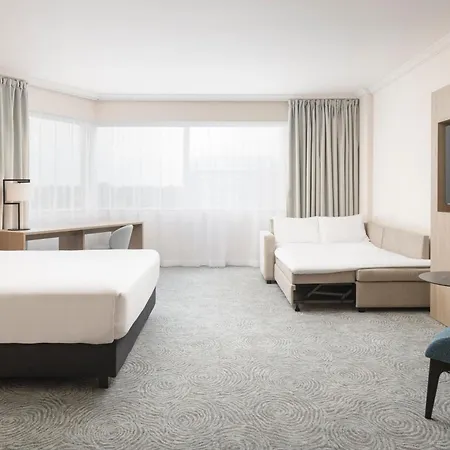 Hilton Paris Charles De Gaulle Airport Hotell Le Mesnil-Amelot