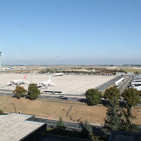 Hilton Paris Charles De Gaulle Airport Hotell Le Mesnil-Amelot