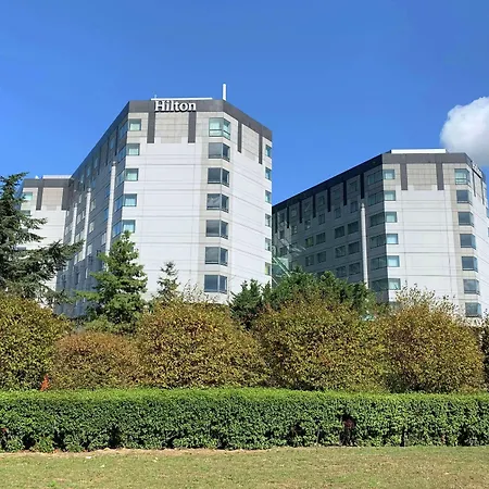 Hilton Paris Charles De Gaulle Airport 4*