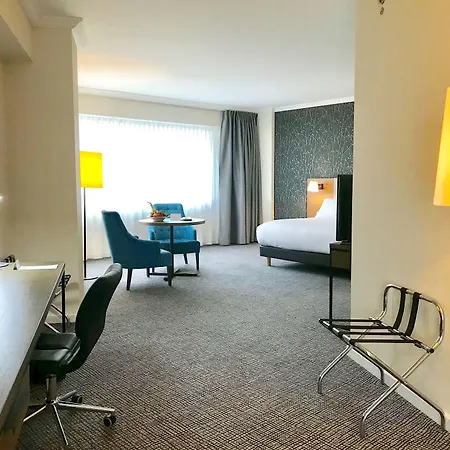 Hotel Hilton Paris Charles De Gaulle Airport 4*