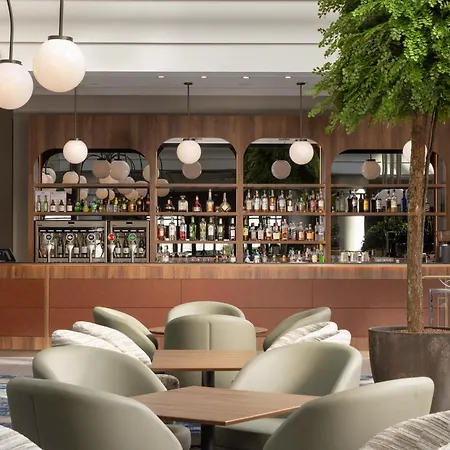 Hilton Paris Charles De Gaulle Airport 4* Le Mesnil-Amelot