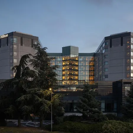 Hilton Paris Charles De Gaulle Airport Hotel 4*