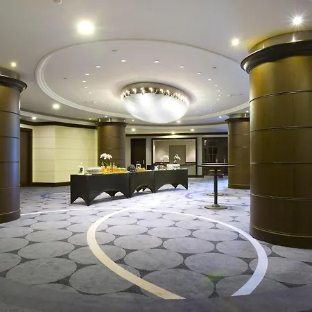 Hilton Paris Charles De Gaulle Airport Le Mesnil-Amelot