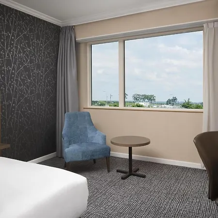 Hilton Paris Charles De Gaulle Airport Hotel Le Mesnil-Amelot