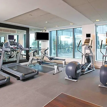 Hilton Paris Charles De Gaulle Airport 4* Le Mesnil-Amelot