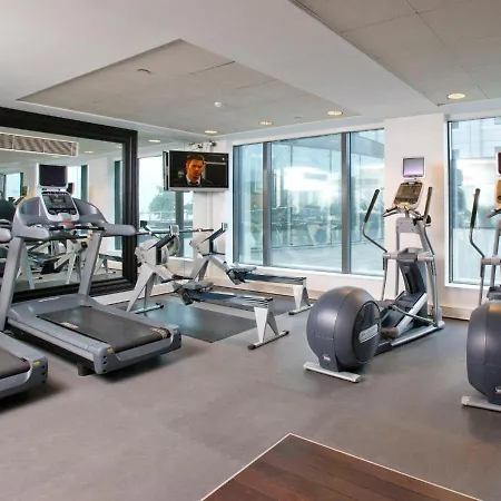 Hilton Paris Charles De Gaulle Airport Hotel Le Mesnil-Amelot