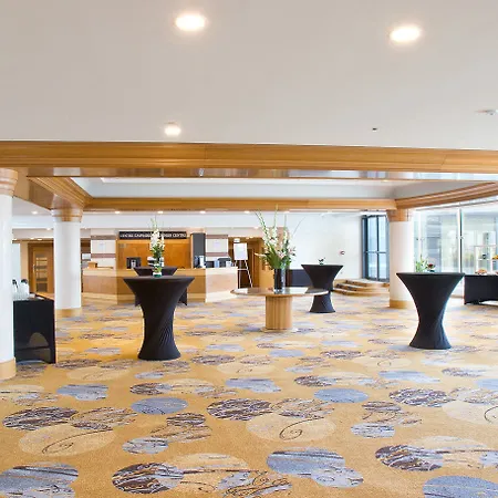Hilton Paris Charles De Gaulle Airport Roissy-en-France