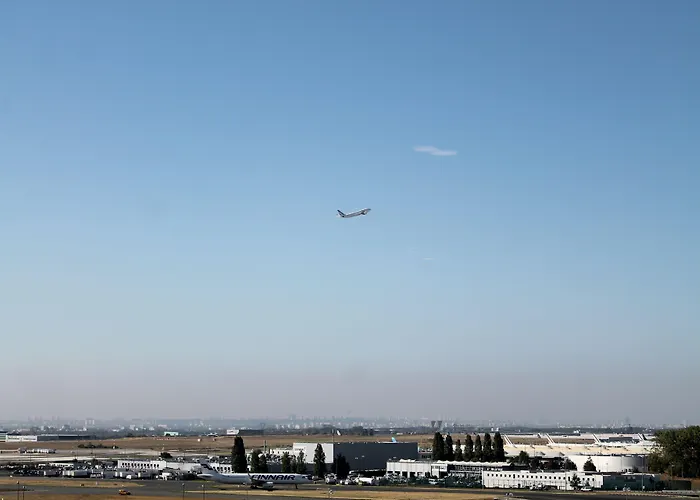 Hilton Paris Charles De Gaulle Airport Hotel 4*