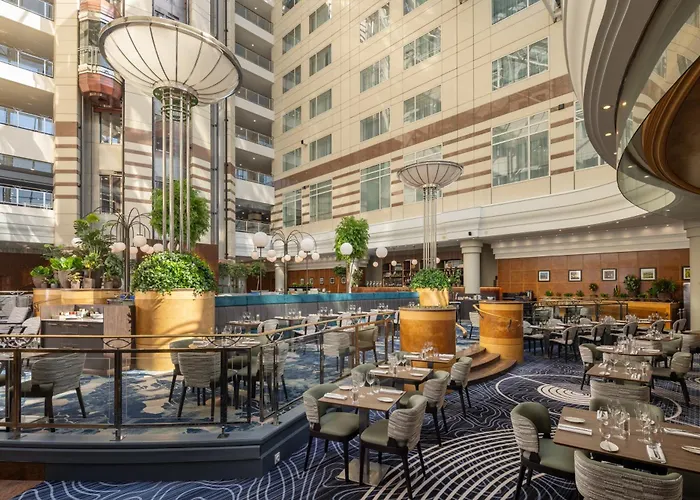 Hilton Paris Charles De Gaulle Airport 4*