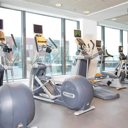 Hilton Paris Charles De Gaulle Airport Szálloda 4*